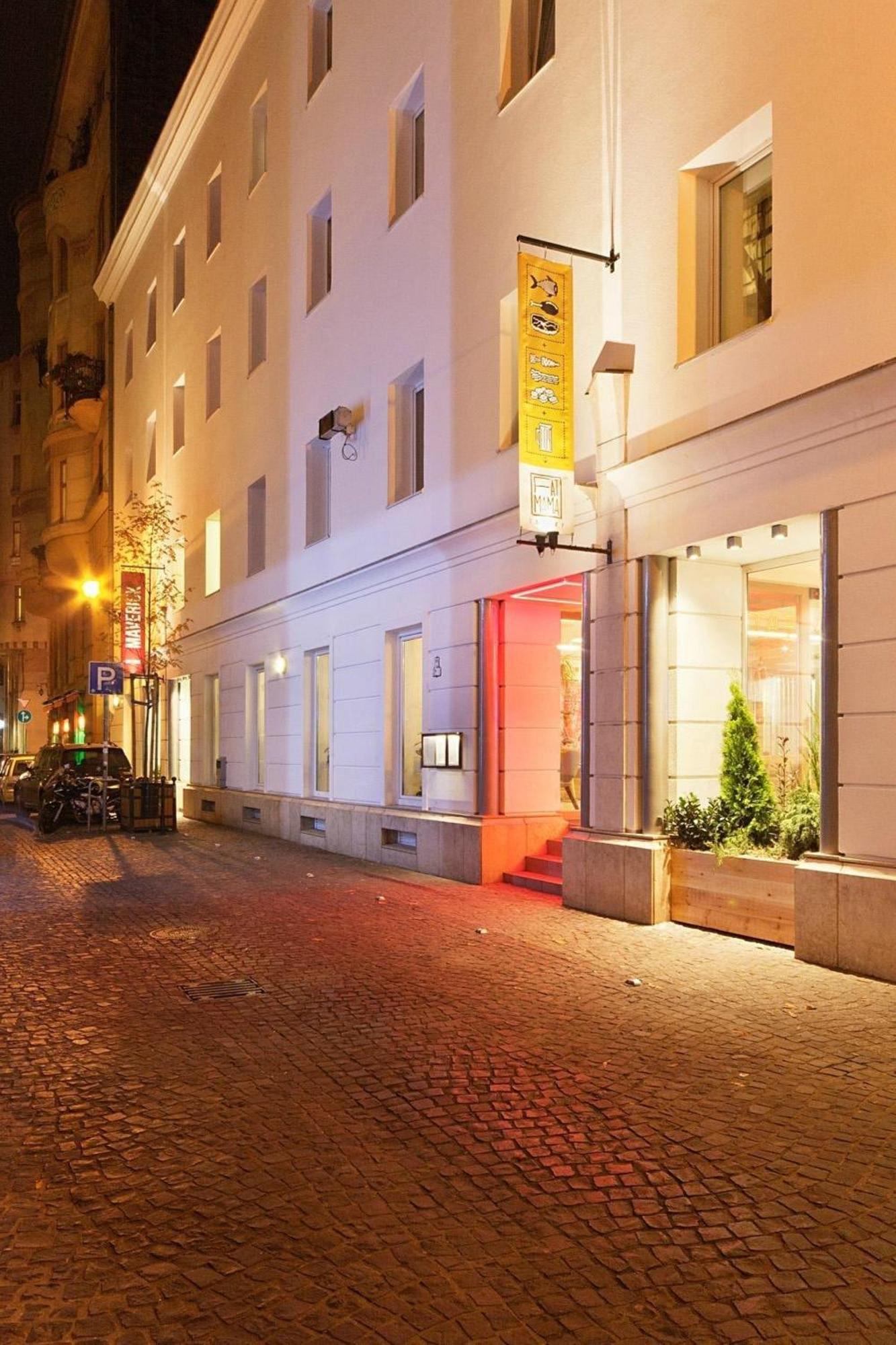 D35 - Chic Boutique Apartments By Bqa ブダペスト エクステリア 写真